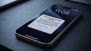 iPhone affichant une notification d'alerte de sécurité d'Apple concernant des logiciels espions.
