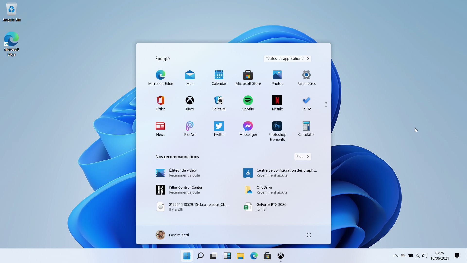 Activez le raccourci de fin de tâche sur la barre des tâches pour fermer instantanément les applications bloquées sous Windows 11.